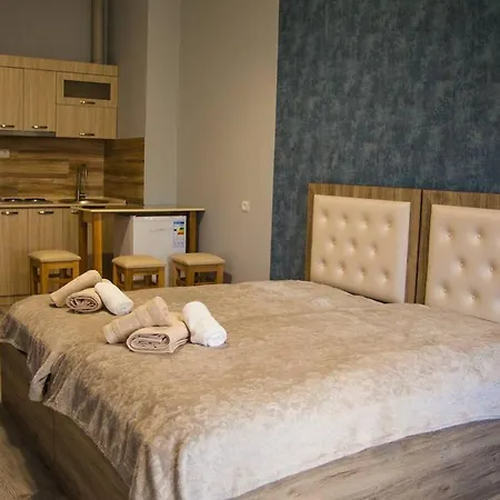 Holiday Apartments *
